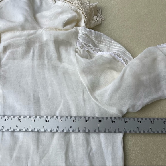 Vintage Off White/Cream Dress Lace trim and ruffle details Women Size Medium - Picture 5 of 6